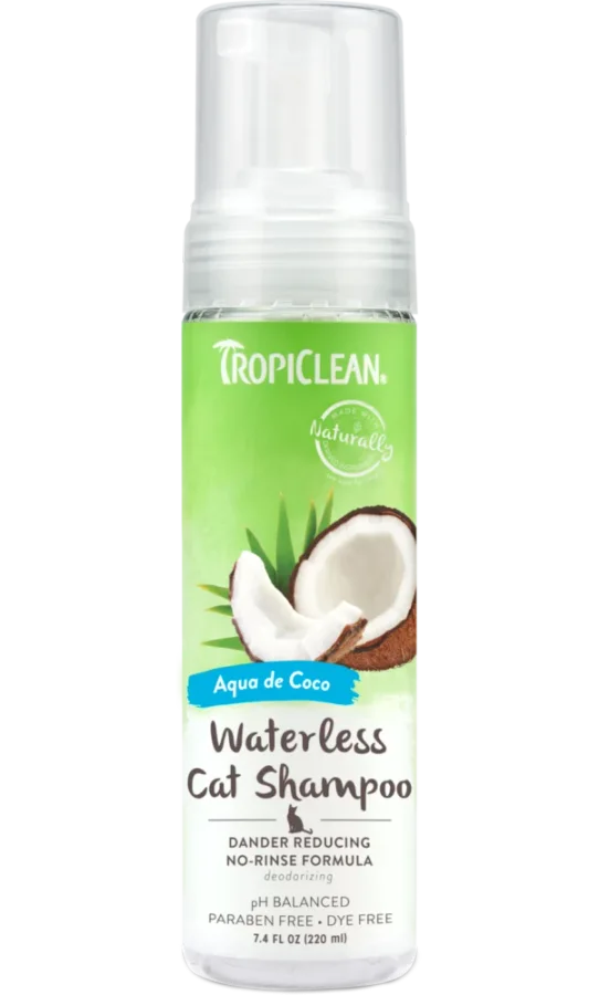 TropiClean Dander Reducing Waterless Cat Shampoo 제품 이미지